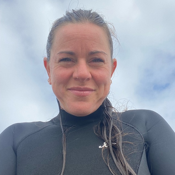 Meet your Posher, Laura - Picture 1 of 1